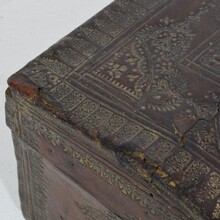 Small coffer or box in leather, France circa 1600-1700