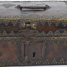 Small coffer or box in leather, France circa 1600-1700