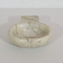 Small baroque marble holy water font or stoup, Italy circa 1750