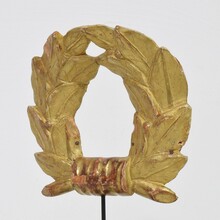 Small neoclassical giltwood laurel ornament, Italy circa 1780