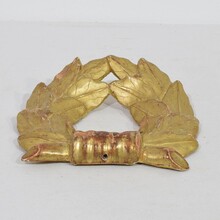 Small neoclassical giltwood laurel ornament, Italy circa 1780