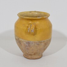 Small yellow glazed ceramic confit jar, France circa 1850-1900