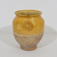 Small yellow glazed ceramic confit jar, France circa 1850-1900