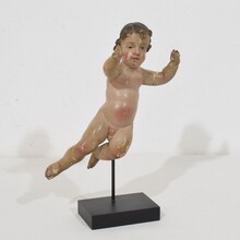 Small carved wooden baroque angel, Italy circa 1700-1750